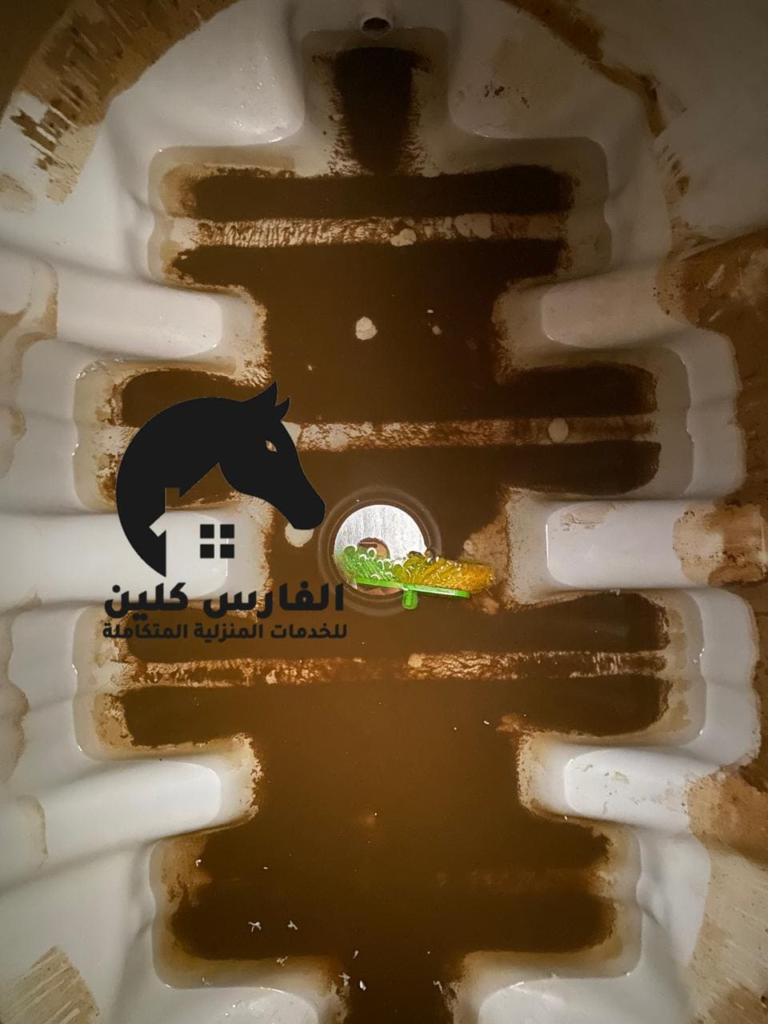 تنظيف خزانات