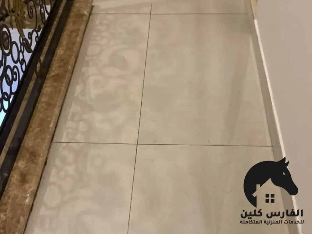 جلي وتنظيف السيراميك