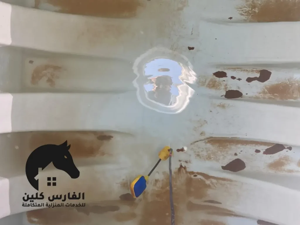 تنظيف خزانات
